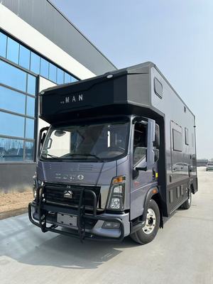 中房重汽豪沃大额头房车